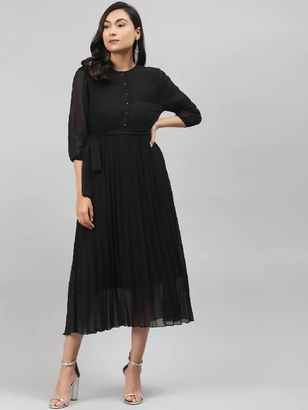 Women's Black Pleated Midi Dress - SASSAFRAS Trendy Knit Midi Dress