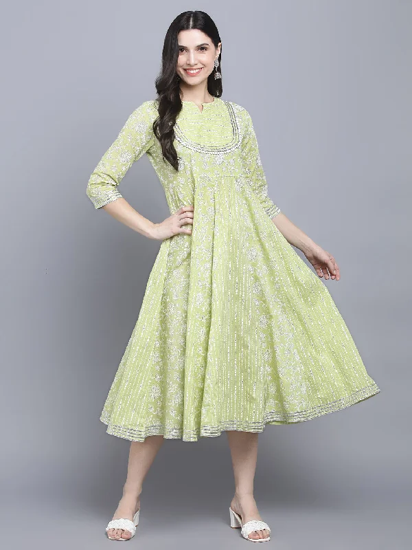 Women's Green Ethnic Motifs A-Line Midi Dress - Myshka Stylish Pleated Skirt Midi Dress