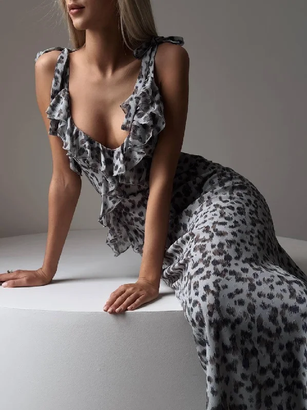 Elegant Grey Leopard Print Maxi Dress Elegant Maxi Dress with Slit