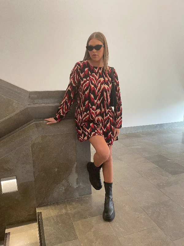 Glamorous Curve Black Animal Print Mini Dress Casual Button-Up Mini Dress