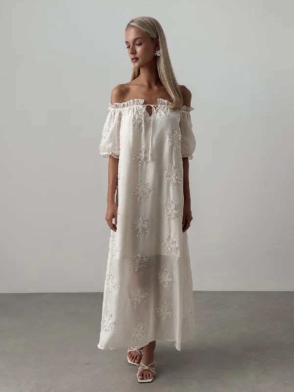 Off-the-Shoulder Embroidered Maxi Dress Stylish Boho Chic Maxi Dress
