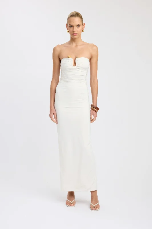 Tayla Trim Maxi Dress Chic Off-Shoulder Maxi Dress