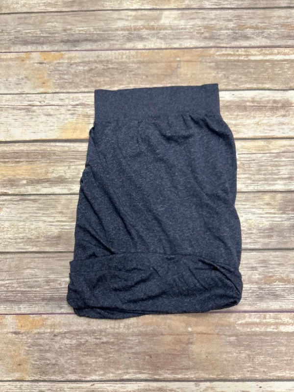 Navy Athletic Skirt Lululemon, Size 4 leather skirt bold