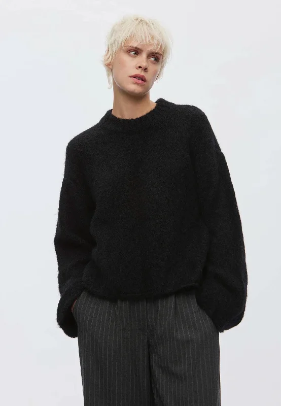 OSCult Knit O-Neck Sweater - Black Oversized Loose Flowy