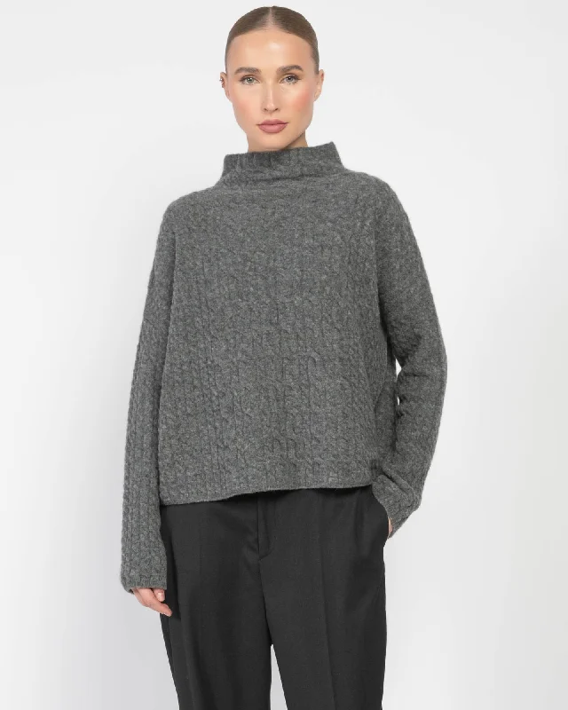 Mika Braid Sweater Seamless Knitted Crochet
