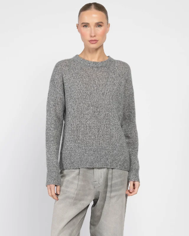Lova Sweater Elegant Classic Vintage