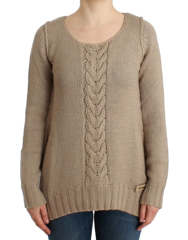 Elegant Beige Knitted Crew Neck Sweater Neon Metallic Matte