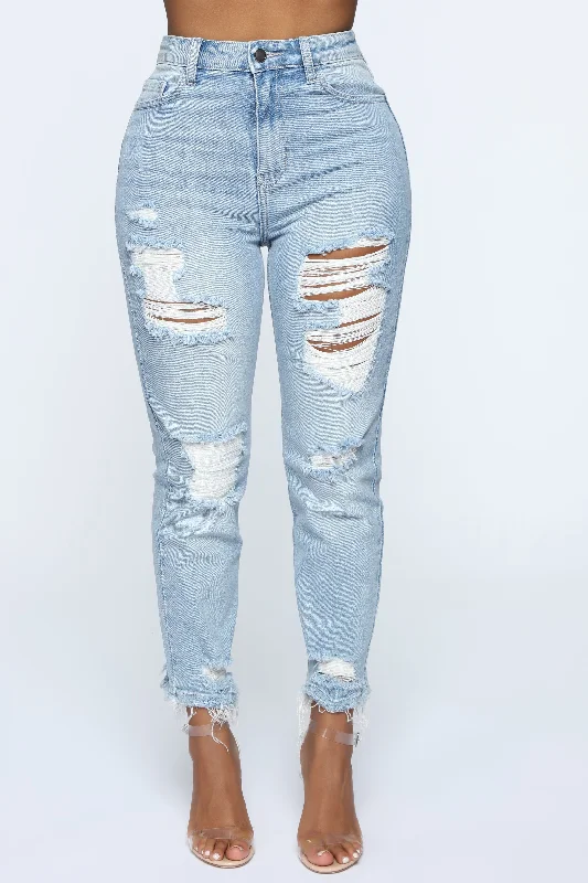 Finesse High Rise Mom Jeans - Light Blue Wash Trendy Layered Pocket Jeans