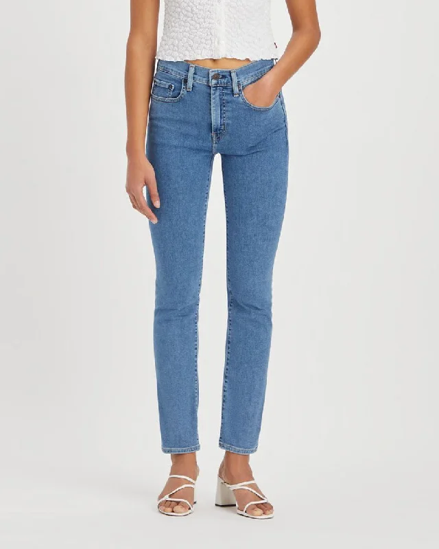 Levi's® Womens 724 High Rise Straight Leg Jeans - Beach Break Stone Cozy Relaxed Fit Denim Jeans