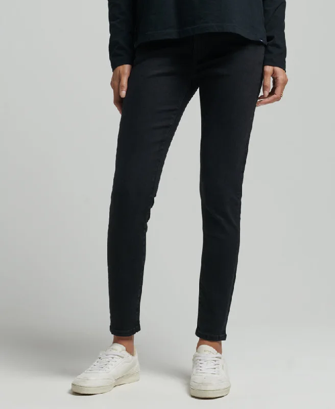 Vintage Mid Rise Skinny Jeans | Black Rinse Fashionable Straight Cut Jeans